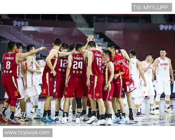 2013年CBA决赛回顾北京队与广东队的巅峰对决与精彩瞬间分析