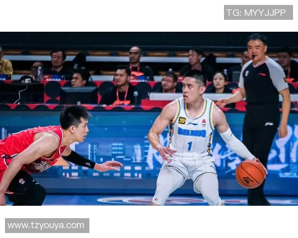 2016年1月3日CBA精彩对决辽宁队迎战上海队全场回顾与分析